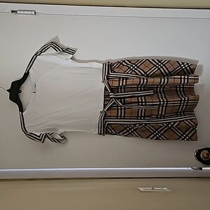Burberry shirt dress, belted, preowned, youth 14y, excellent condition